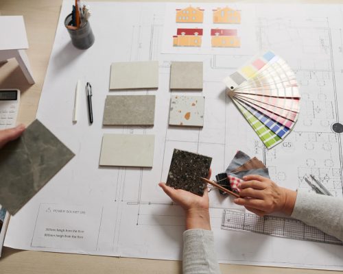 interior-designer-choosing-tile-2022-06-17-03-00-04-utc